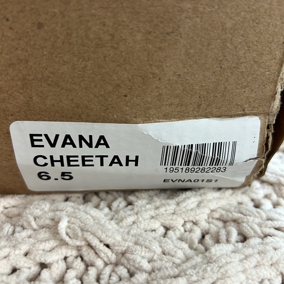 Steve Madden Booties - Picture 5 of 5